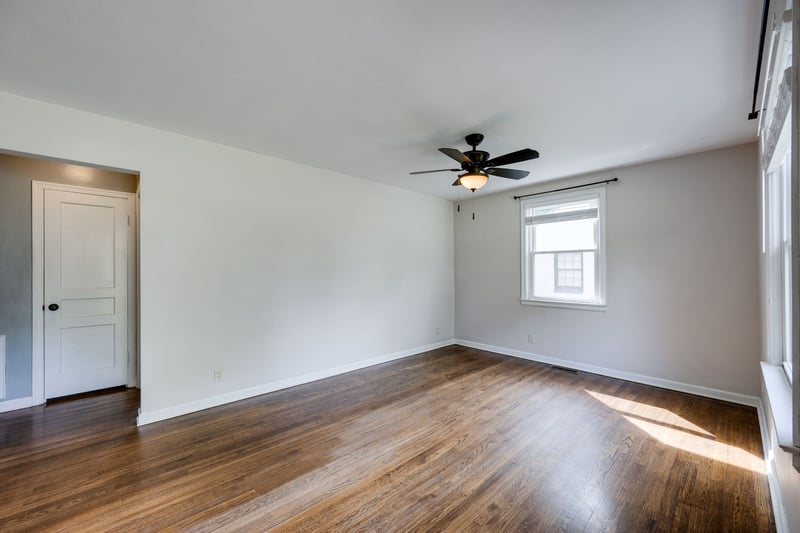2223 Fernwood Dr, Nashville, TN 37216