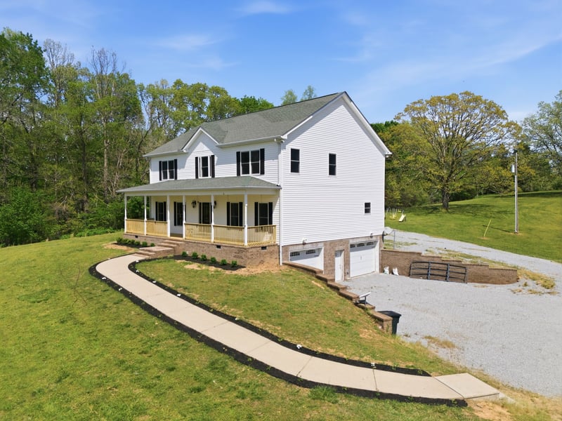 985 Furnace Hollow Rd, Dickson, TN 37055