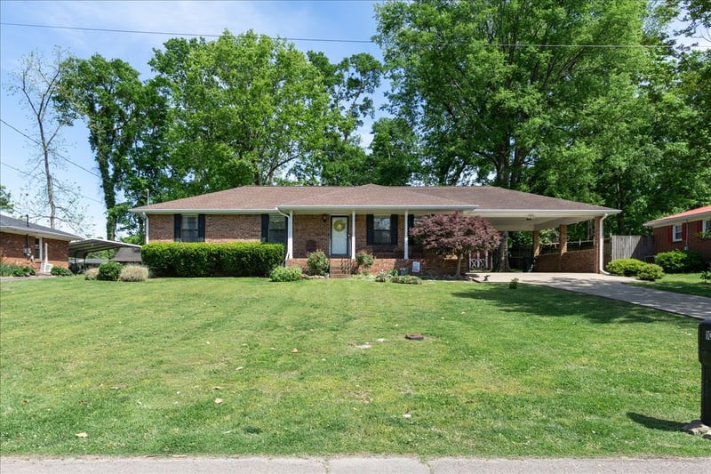 1010 Duncan St, Gallatin, TN 37066