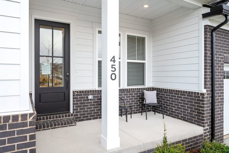 460 Buckwood Ave, Thompsons Station, TN 37179
