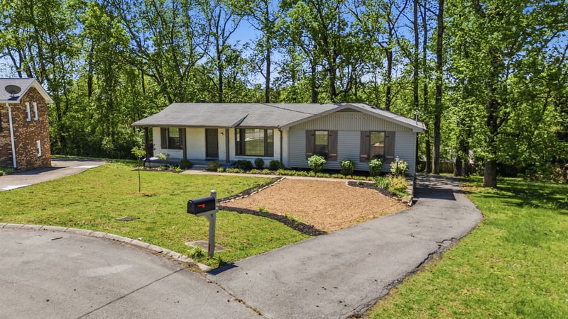 616 Baton Rouge Ct, Hermitage, TN 37076
