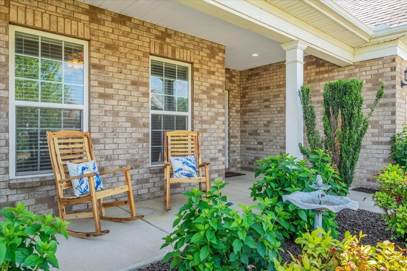 5003 Stately Dr, Thompsons Station, TN 37179