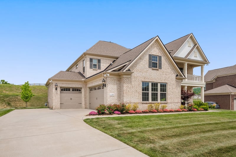 3199 Chase Point Dr, Franklin, TN 37067