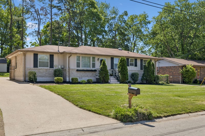 4849 Whittier Dr, Old Hickory, TN 37138