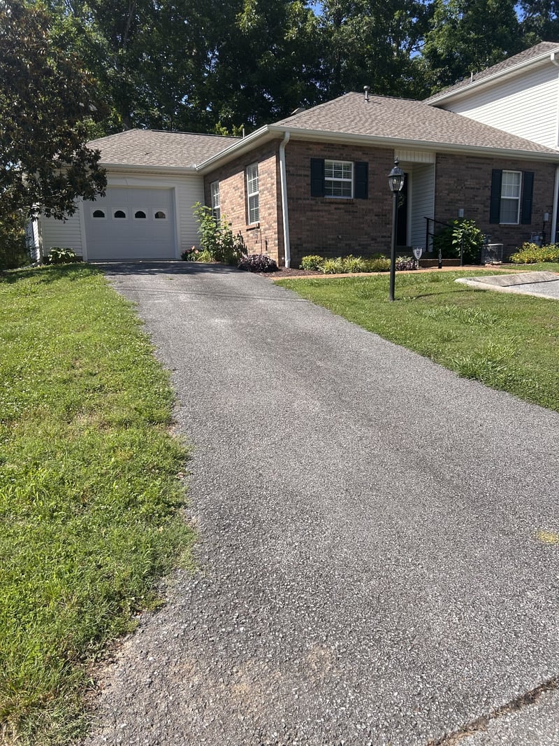 109 Eastdale Ln, Dickson, TN 37055