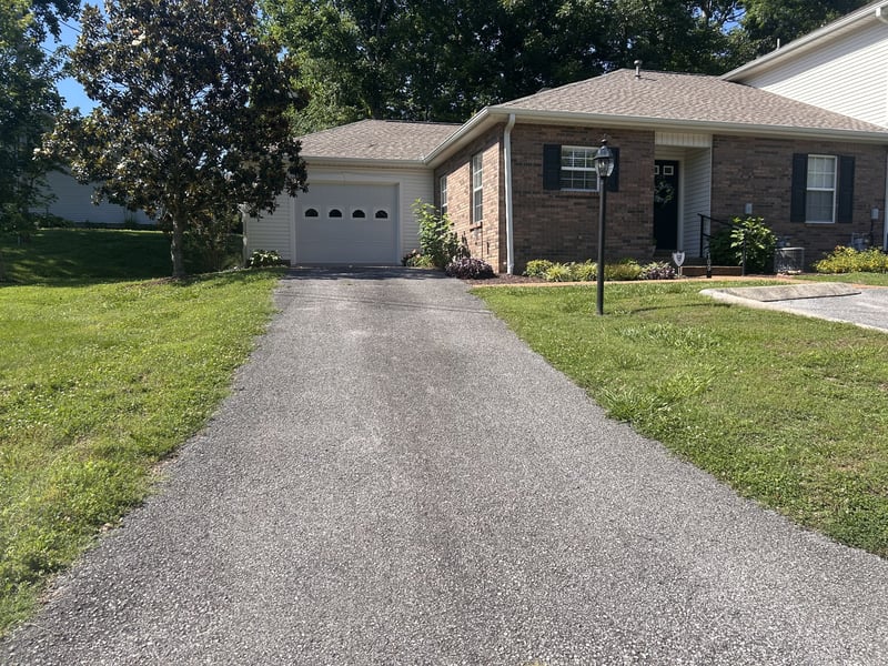 109 Eastdale Ln, Dickson, TN 37055