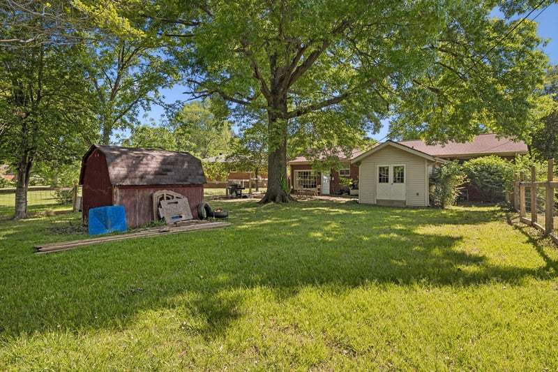 201 Pleasant Hill Dr, Springfield, TN 37172