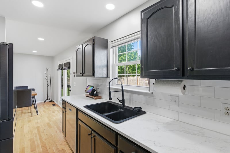 2068 Shawnee Ln, Greenbrier, TN 37073