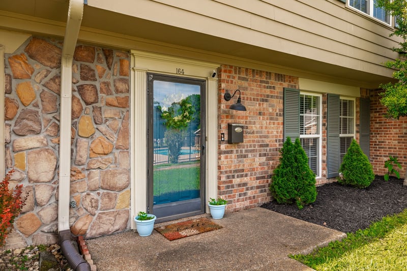 5600 Country Dr #164, Nashville, TN 37211