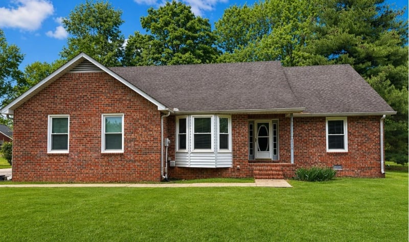 2116 Stonebrook Dr, Murfreesboro, TN 37128