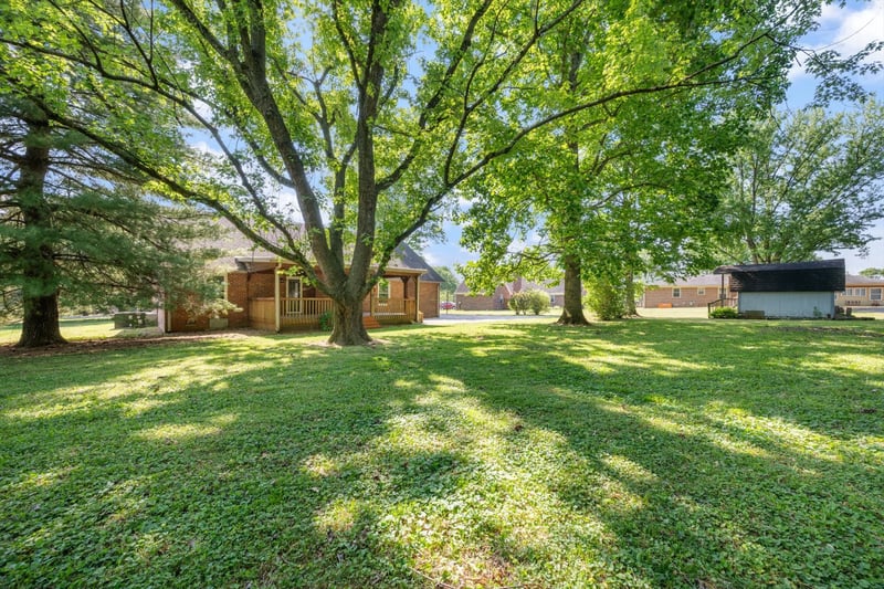 2116 Stonebrook Dr, Murfreesboro, TN 37128