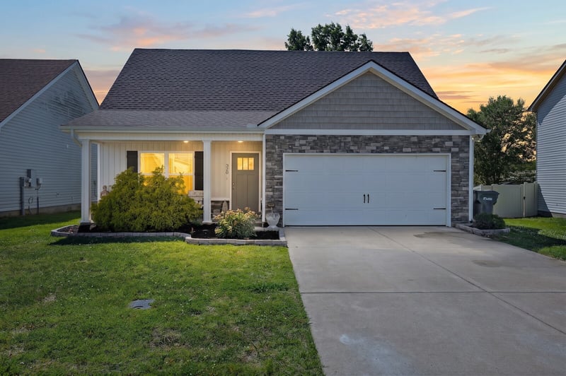 320 Providence Dr, Lebanon, TN 37087