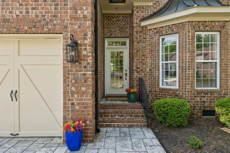 1119 Isaac Franklin Dr, Gallatin, TN 37066