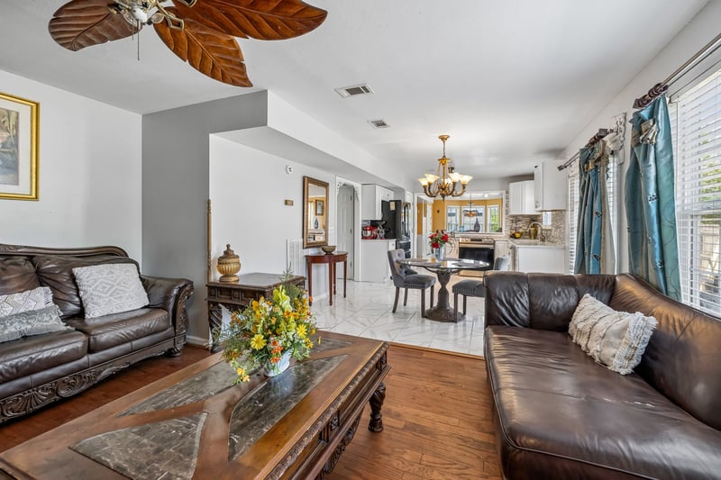 904 Lavergne Ln, La Vergne, TN 37086