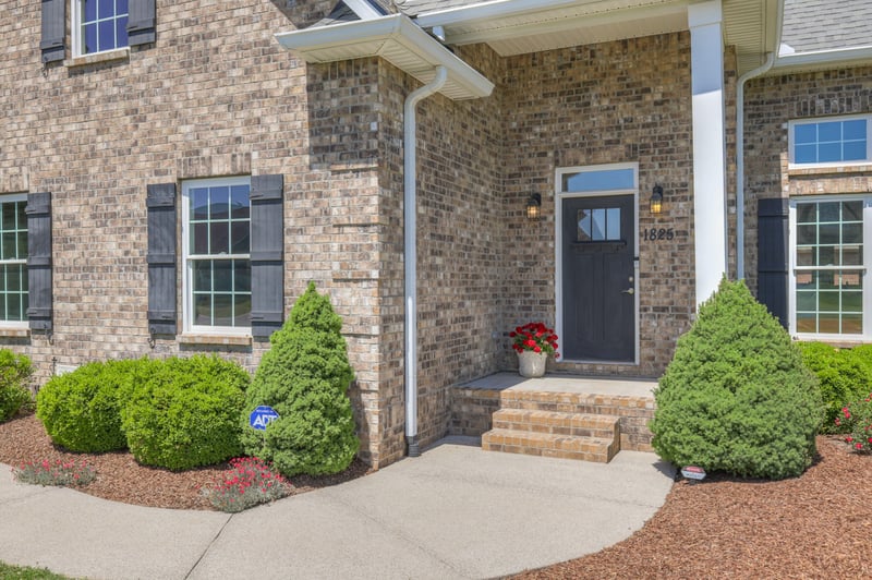 1825 Walking Dr, Murfreesboro, TN 37130