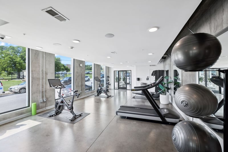 806 Olympic St #303, Nashville, TN 37203