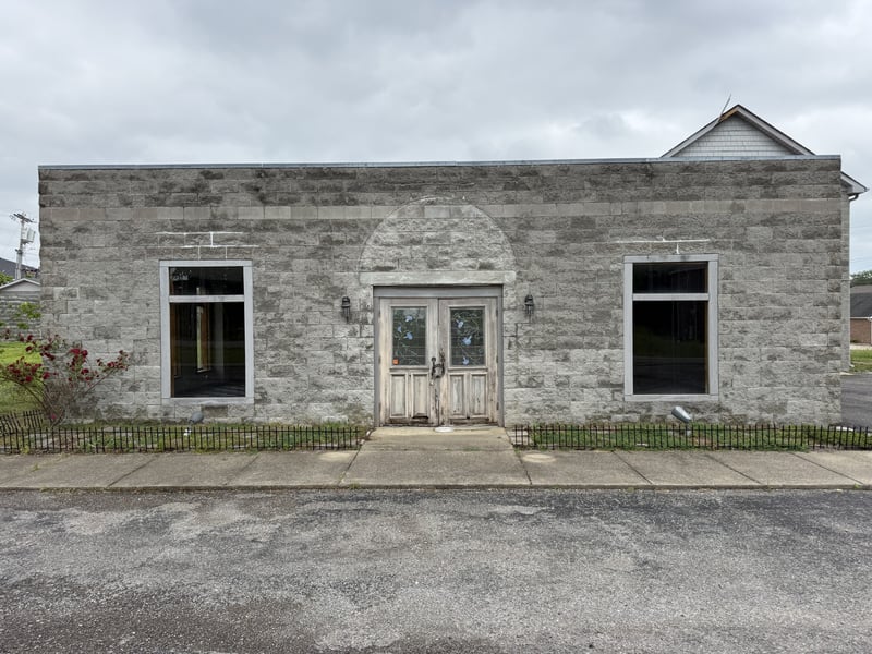2104 Ruth St, Springfield, TN 37172