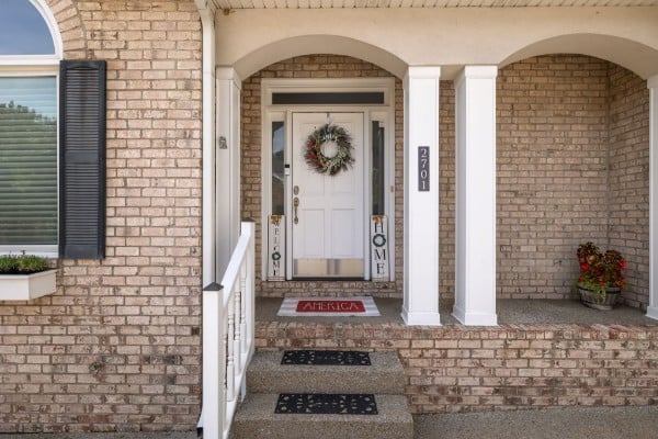 2701 N Highlands Dr, Nashville, TN 37221