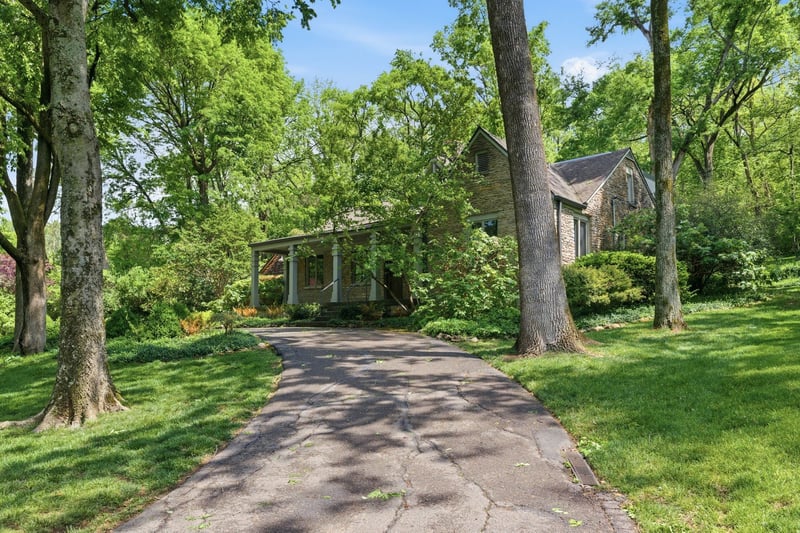 5142 Stanford Dr, Nashville, TN 37215