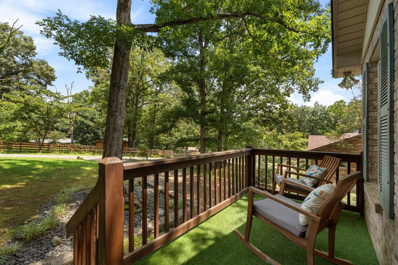 1004 Copper Still Ct, Kingston Springs, TN 37082
