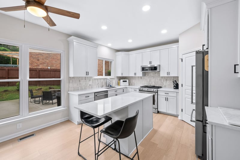 5301 Barton Vale Ct, Nashville, TN 37211