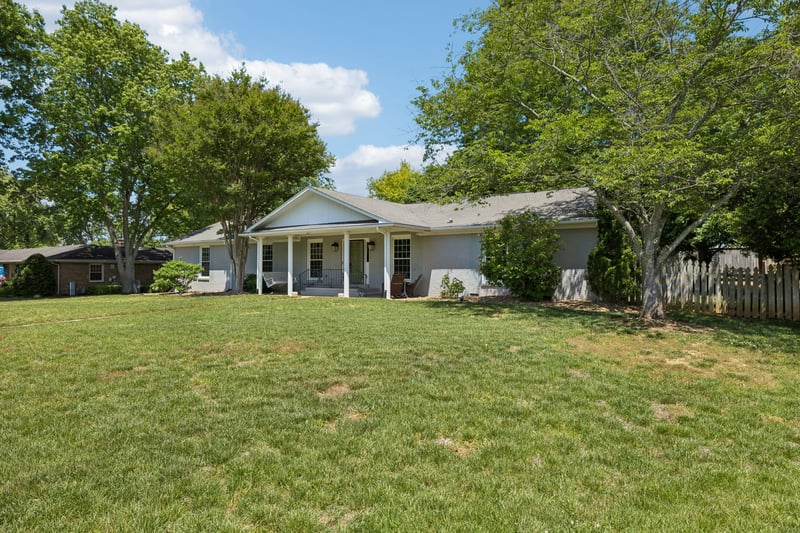 1722 Haynes Dr, Murfreesboro, TN 37129