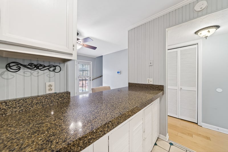 4001 Anderson Rd #B129, Nashville, TN 37217