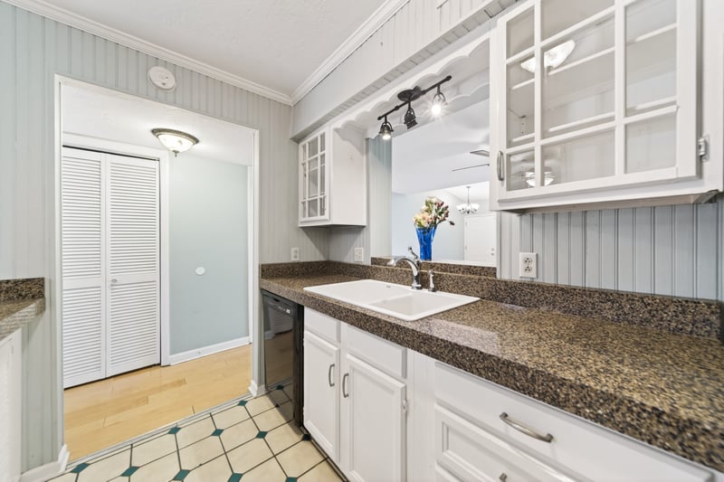 4001 Anderson Rd #B129, Nashville, TN 37217