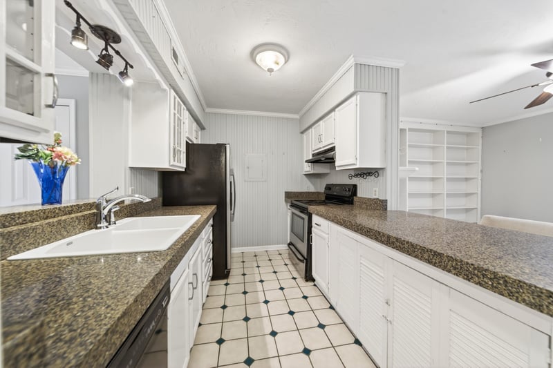 4001 Anderson Rd #B129, Nashville, TN 37217