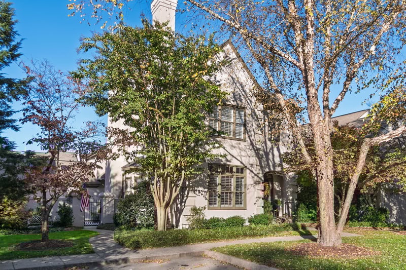 104 Brighton Close, Nashville, TN 37205