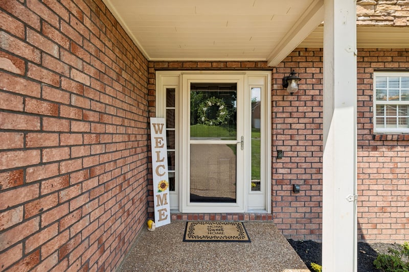 2521 Edinburgh St, Old Hickory, TN 37138