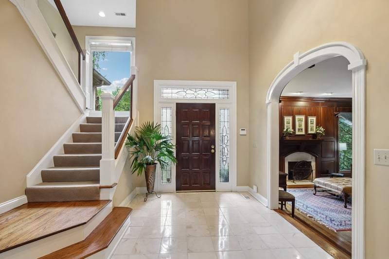 27 Annandale , Nashville, TN 37215