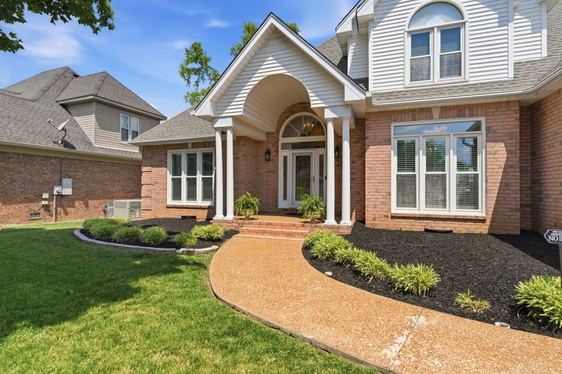 203 Black Hawk Way, Murfreesboro, TN 37127