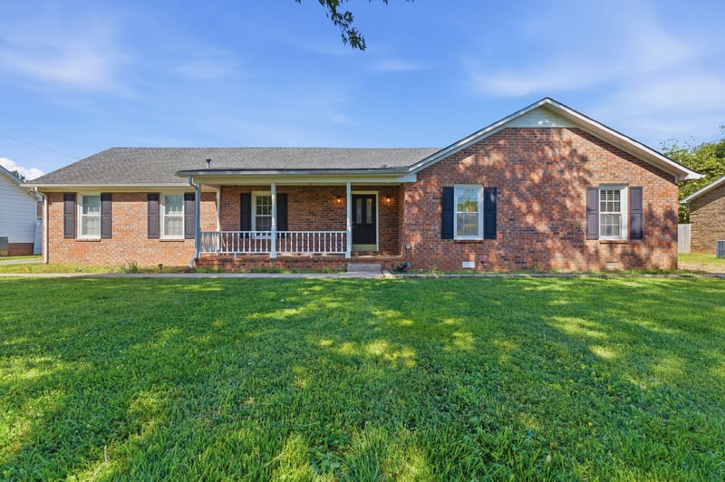 9837 Roanoke Dr, Murfreesboro, TN 37129