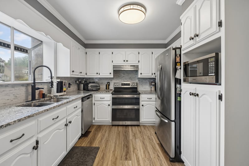 109 Rocky Dr, Columbia, TN 38401