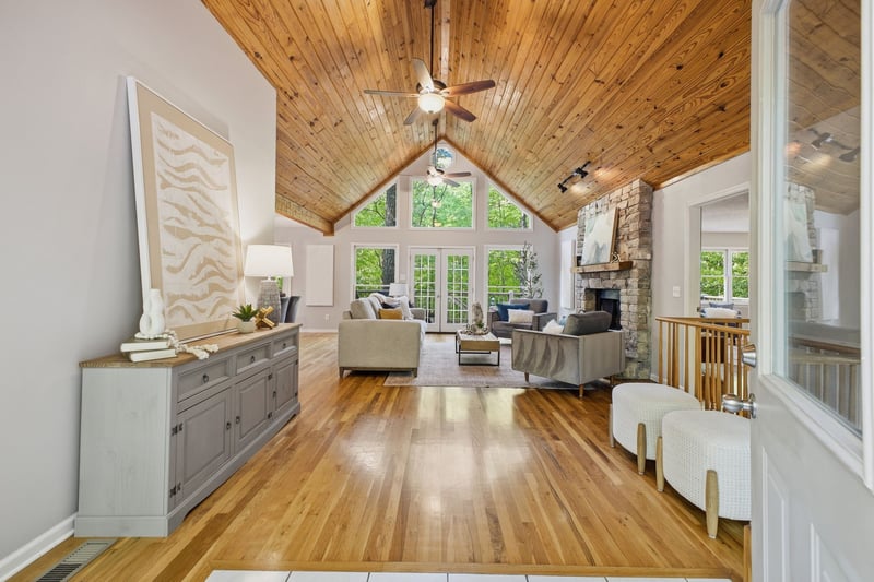 1101 Wax Wing Cir, Kingston Springs, TN 37082