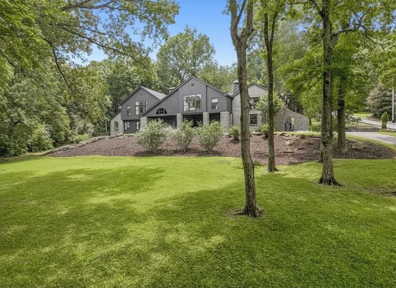 915 Overton Lea Rd, Nashville, TN 37220