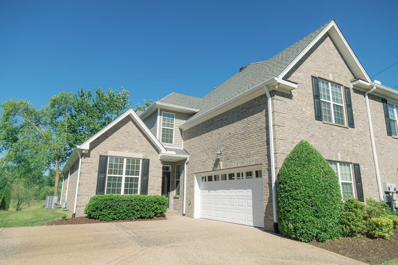 1013 Larkwood Dr, Hermitage, TN 37076