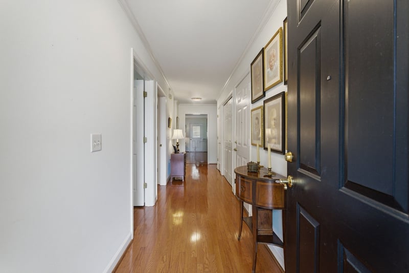 905 Glenmary Ct, Nashville, TN 37205