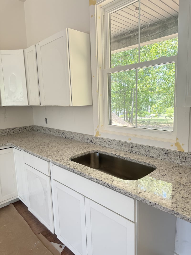 1064 Mulberry St, Burns, TN 37029