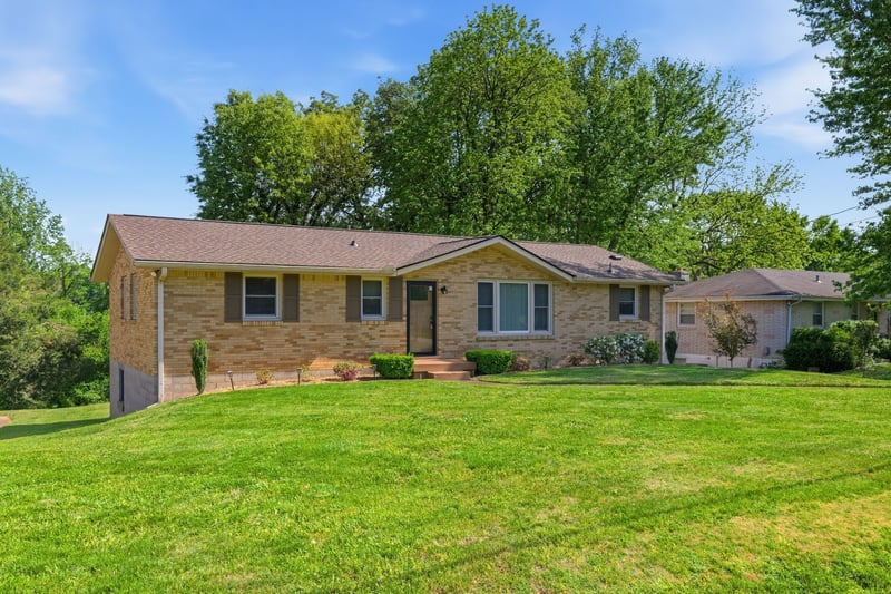 500 Mcdonald Dr, Nashville, TN 37217