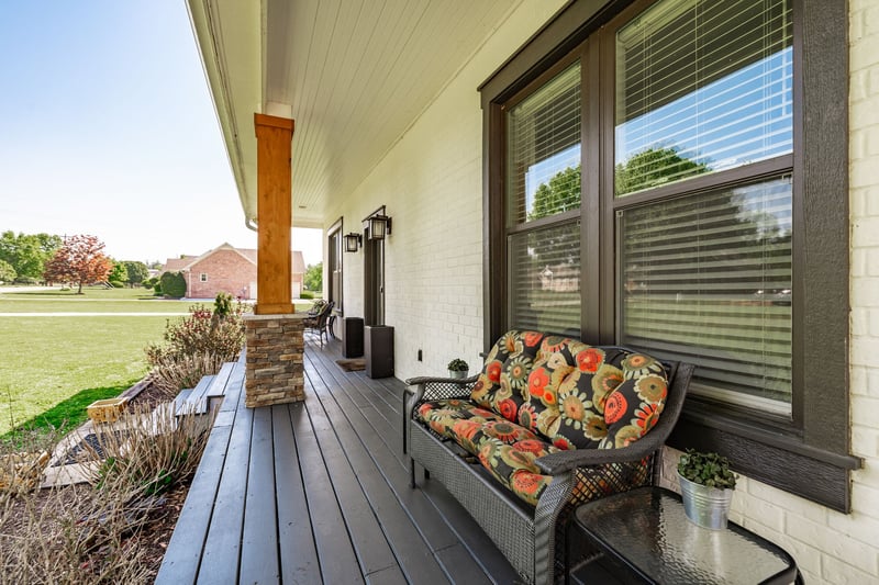 521 Redstone Dr, Gallatin, TN 37066