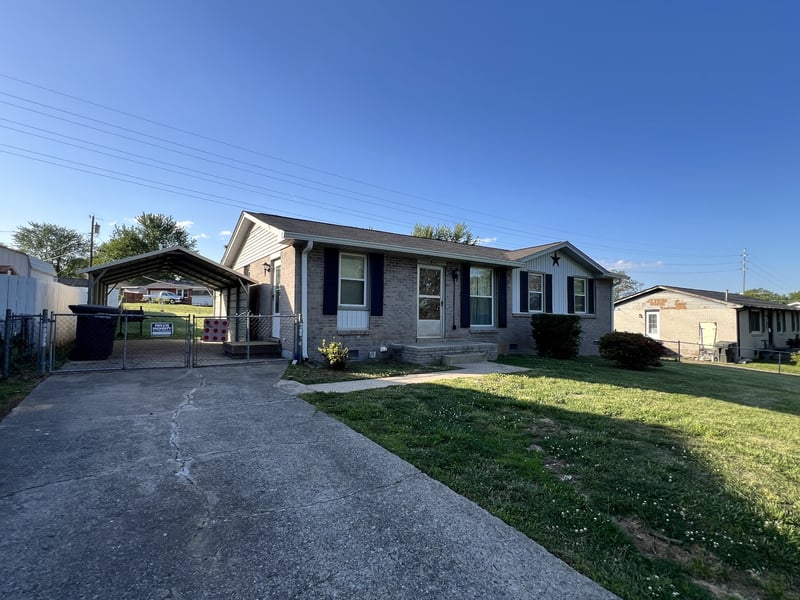 2806 Driftwood Dr, Springfield, TN 37172