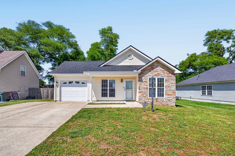 546 Albion Cir, Gallatin, TN 37066