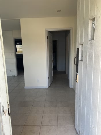 94 Thompson Ln, Nashville, TN 37211