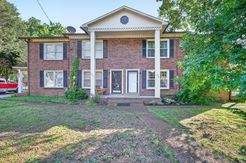 806 Holder Ct, Nashville, TN 37217