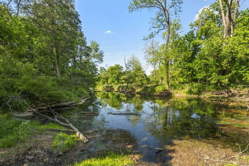 1265 Sams Creek Rd, Ashland City, TN 37015