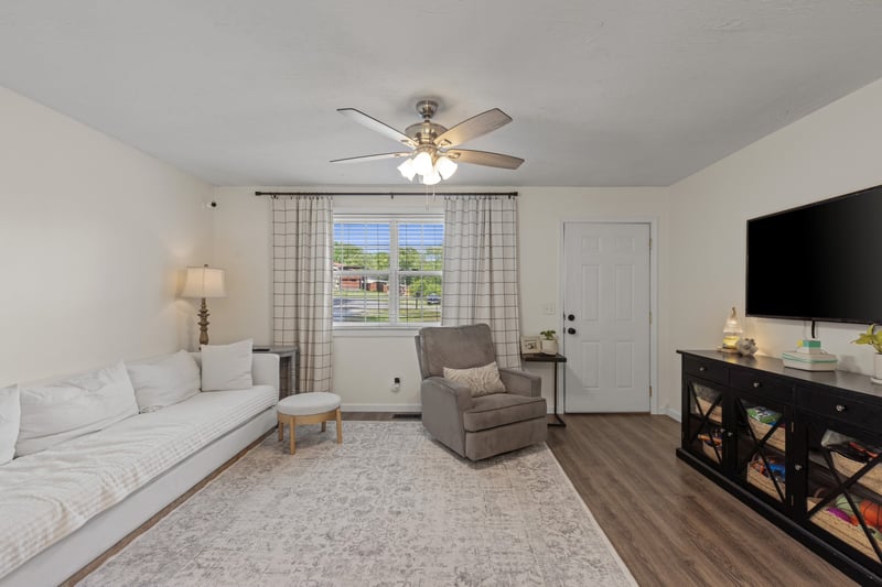 216 Fischer Dr, White House, TN 37188