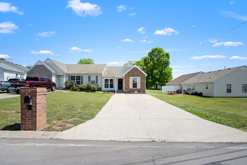 404 Keswick Ct, Smyrna, TN 37167