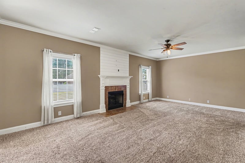 5159 Starnes Dr, Murfreesboro, TN 37128